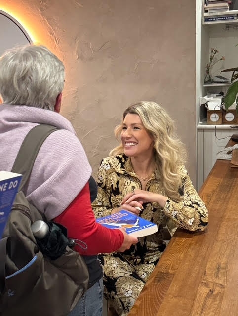 Meeting some lovely readers at the North Sydney launch-Suzanne Do